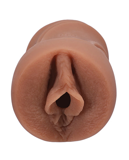 Close up on Xxlayna Marie ULTRASKYN Pocket Pussy 
